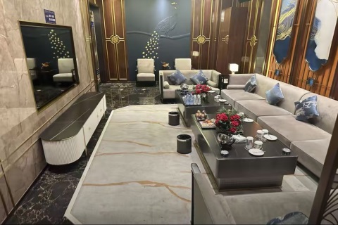 石家庄KTV诚聘女营销 点亮都市夜生活